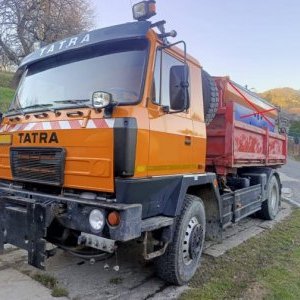 foto 4x4 wywrótka komunal Tatra 815